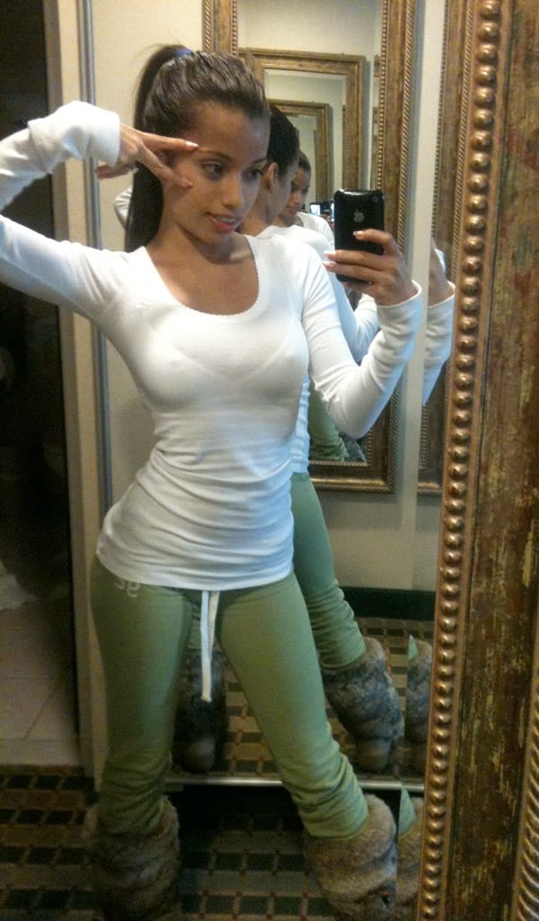 LUPE FUENTES IN YOGA PANTS Girls In Yoga Pants