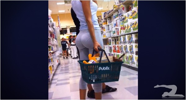 CREEP SHOT AT PUBLIX GirlsInYogaPantscom