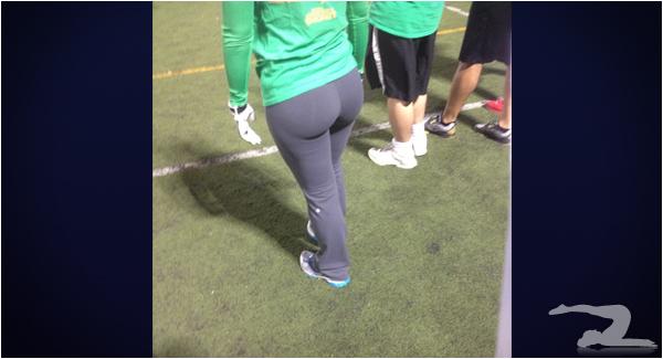 COLLEGE GIRL WITH A BIG BOOTY IN YOGA PANTS GirlsInYogaPantscom