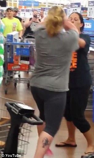 Girls In Yoga Pants Of Walmart 22 Photos Girls